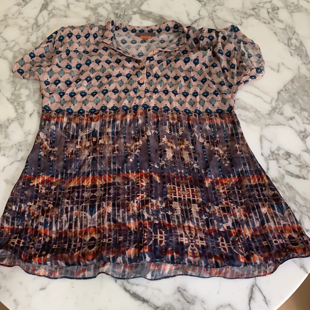 Patterned Buttoned Tunic Top - image 1